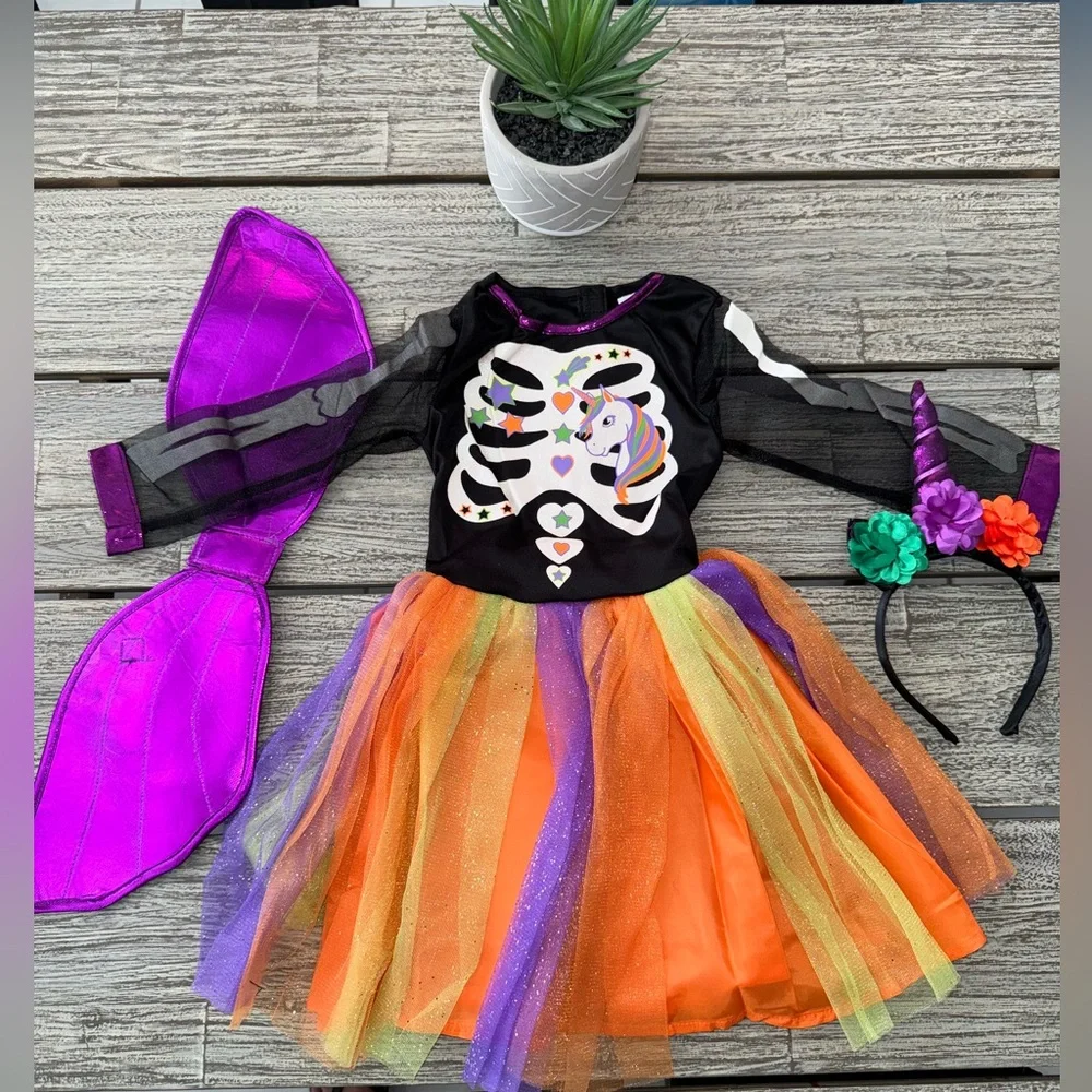 NEW Girls Skeleton Princess Halloween Costume, Size 3-4 Years